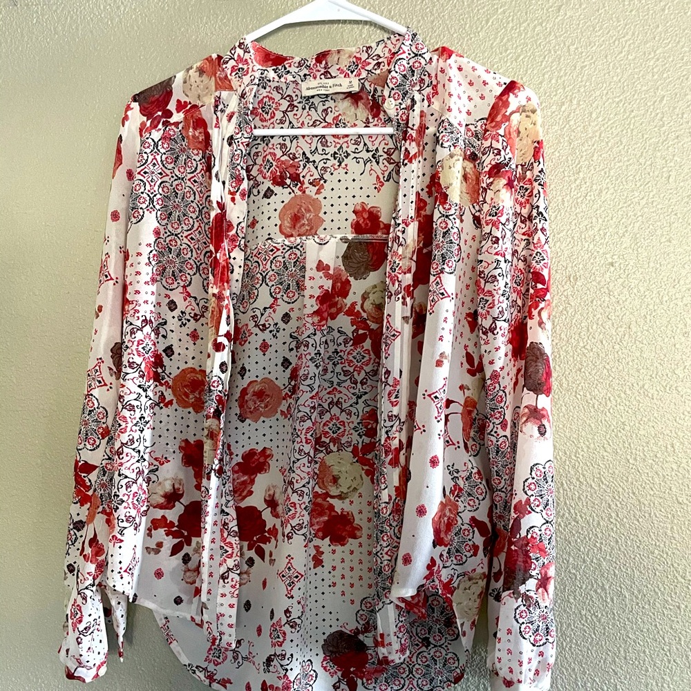 Abercrombie & Fitch Button Down blouse-M